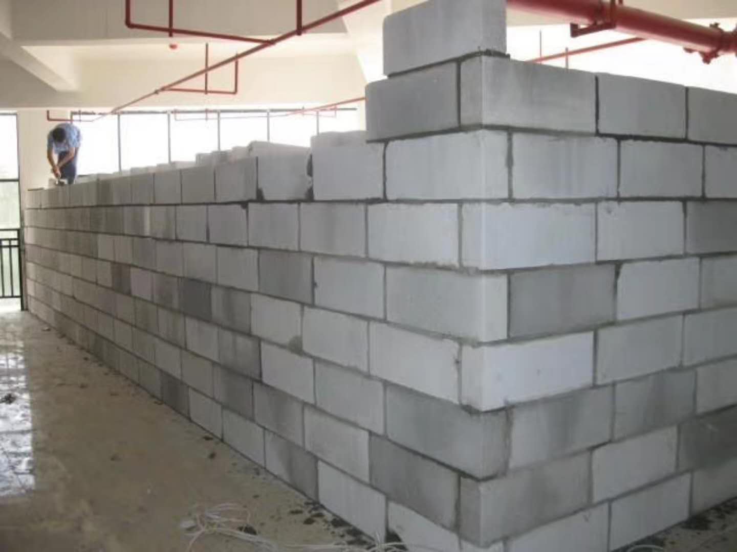 鼓楼蒸压加气混凝土砌块承重墙静力和抗震性能的研究